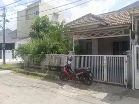 Dijual Rumah Sektor 6 A Gading Serpong Kondisi Rapi Dekat kemana mana