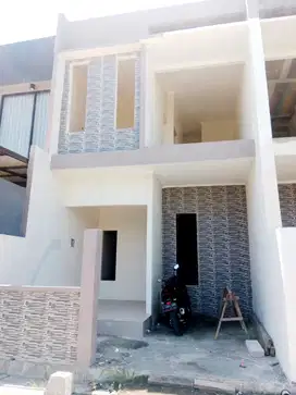 Dijual Rumah Ready Unit 2Lt di Gunung Anyar Tambak Surabaya