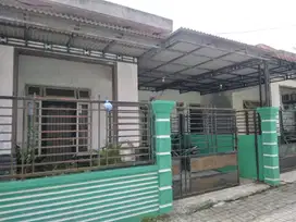 RUMAH READY DI JL KARYA BAKTI, JOHOR