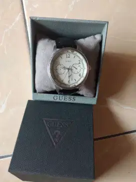 Jam tangan Guess-W0863G1