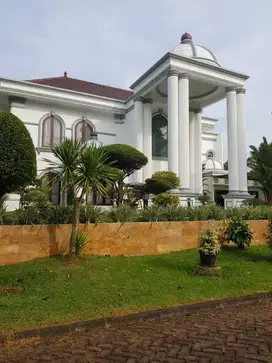 Dijual Rumah Full Furnished di Bukit Golf BSD