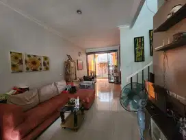 JUAL CEPAT RUMAH FULL BANGUNAN DI SUVARNA SUTERA AREA GOLF
