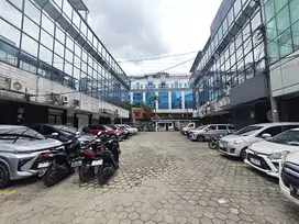 Lokasi Strategis, Dijual 3 Ruko Gandeng Plaza Kebon Jeruk 252m2