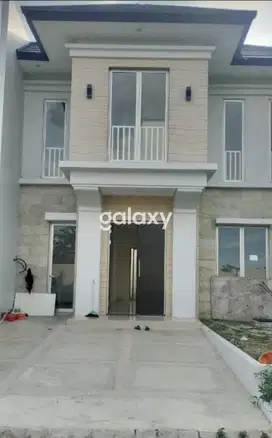 Rumah Greendland Residence Gresik 2 Lantai Hadap Timur