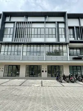 DISEWA CEPAT RUKO GANDENG SIAP PAKAI RUKO GREENWICH PARK di BSD City