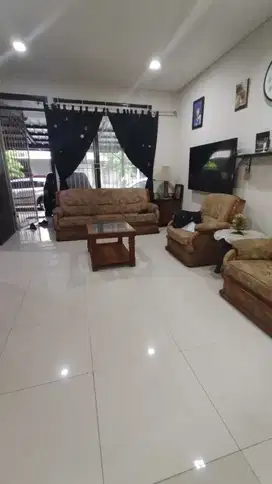 Jual Rumah Dekat Aeon Mall BSD di The Eminent BSD Cluster Precia