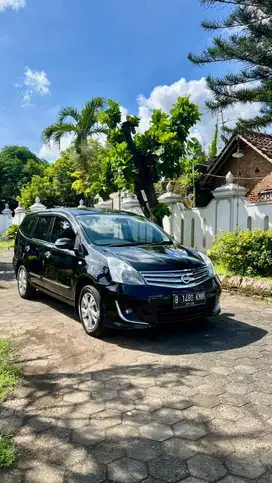 Jual Grand Livina XV Matic 2013 apikan