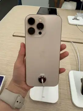 PROMO BUNGA MULAI DARI 0% IPHONE 16 PROMAX 256GB