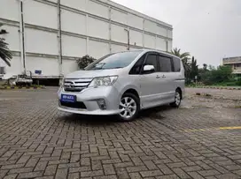 [OLXmobbi] Nissan Serena 2.0 Highway Star Bensin-AT 2013