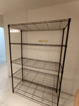 Rak besi seken like new