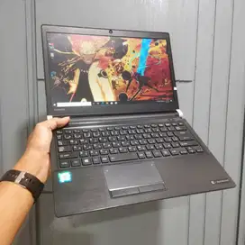 Laptop Toshiba Dynabook R73 Core i7 Gen 6 RAM 8/256GB 13-inch M-FC