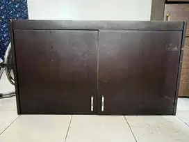 Lemari panjang coklat 2 pintu