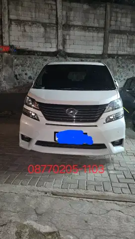 Toyota Vellfire Z 2.4 AT 2012