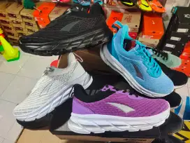 Sepatu running 200an ORI