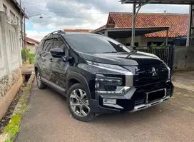 Xpander Cross AT 2022 All New MATIC