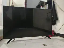 TV panasonic 32INCH model TH32HS500G