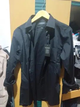 Kemeja Alisan hitam