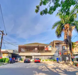 Dijual rumah di jl.mappanyukki makassar