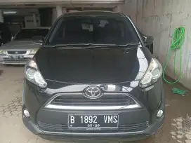 Toyota Sienta 1.5 G Matic 2017