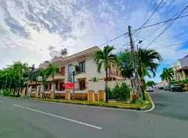 Dijual rumah mewah dikawasan panakkukang makassar