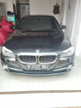 Dijual Cepat BMW 520i luxury 2012