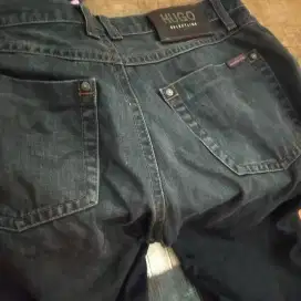 Jual celana pendek jeans