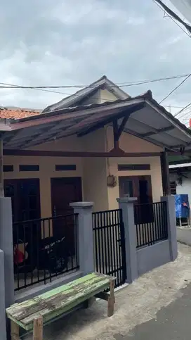 Disewakan Rumah 2 Kamar tidur 1 Kamar mandi