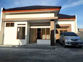 Siap Huni 3 Kamar Tidur Perumahan System Cluster Gentan Timur Luwes.