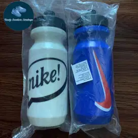 Nike Graphic Water Bottle Original