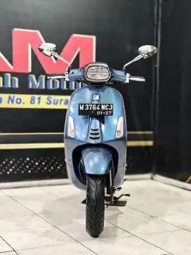 Piaggio Vespa sprint S 150 ABS TH 2021 Anniversary like new no minus