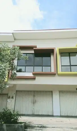 Disewa Ruko 2lt Siap Pakai di Segarra City Tarumajaya Bekasi