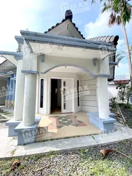 RUMAH HOOK PERMATA JINGGA MALANG,CLUSTER DEPAN,FULL PERABOT,SHM