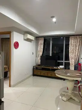 di sewakan apartemen the mansion Kemayoran tipe 2 bedroom furnish