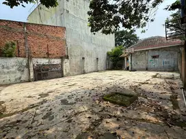 Cipondoh raya Hasyim ashari lus 2500 dekat bandara dan tol