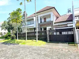 RUMAH MEWAH RAYA NIEUW INDIE GOLF ARAYA MALANG,CLUSTER PREMIUM