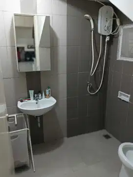 DIJUAL RUMAH 2 LANTAI GADING SERPONG CLUSTER MONACO