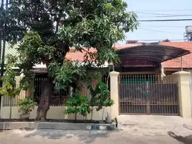 LIMITED UNIT! Dijual Rumah Rungkut Asri Bebas Banjir dan Siap Huni