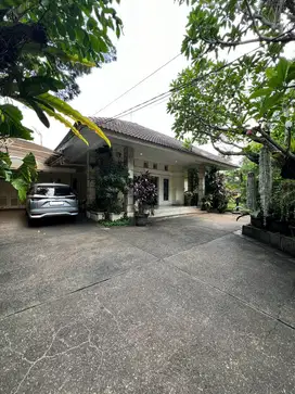 Jual Rumah Secondary Terawat Prime AREA Kemang Dalam Jakarta Selatan
