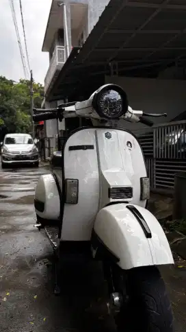 Vespa P150S 1981