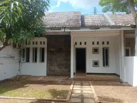 RUMAH KONTRAKAN KELUARGA RESMI AMAN DAN NYAMAN