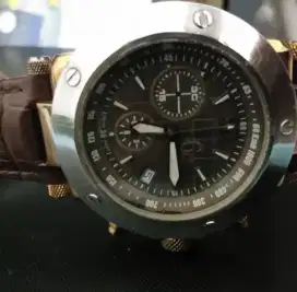 Jam Guess pria second