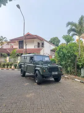 Land Rover Defender Milspec 300tdi