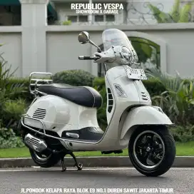 PIAGGIO VESPA GTS 4V IGET 150 ABS TH 2019 WARNA PUTIH PERFECT CONDITIO