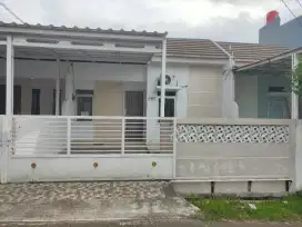 3 Unit Rumah BARU FULL Furnish + Renov Siap Huni TERMURAH !
