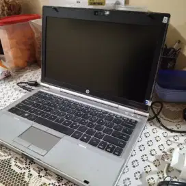 Laptop Core i5  Murah Ram 8GB HDD 500GB Layar 12 Inch