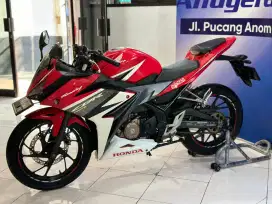 Low Km Honda CBR 150 R LED TH 2018