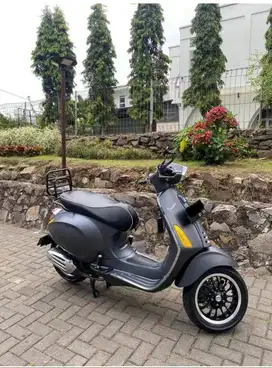 Vespa Sprint Iget ABS facelift 150 ie tahun 2020 Grey Doff Matte