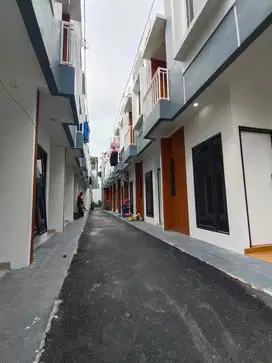 RUMAH MURAH CANTIK 3 menit stasiun kereta rajawali Jakarta pusat