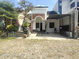 Rumah One Gate Sistem Strategis Dekat Kampus UNSUD