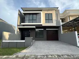 RUMAH MODERN MINIMALIS CITRALAND DEKAT GWALK DAN PAKUWON MALL